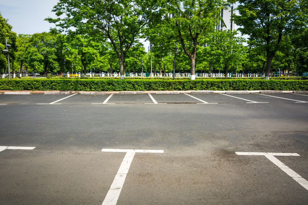 How to Prepare for Parking Line Striping Services