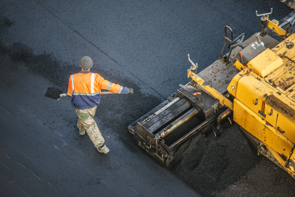Choosing the Right Asphalt Paving Contractor