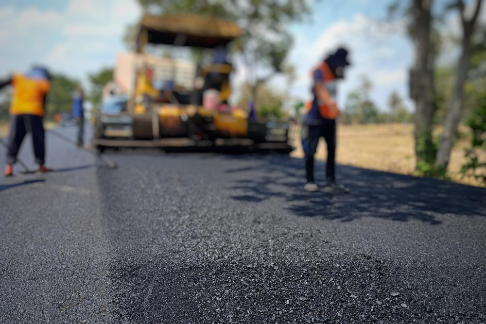 Why Effective Asphalt Maintenance Matters